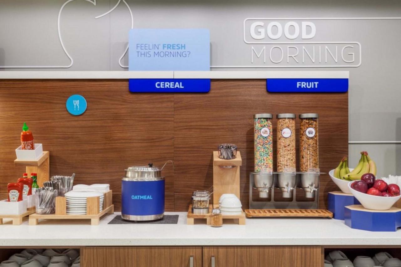 Holiday Inn Express La Plata By Ihg Dış mekan fotoğraf