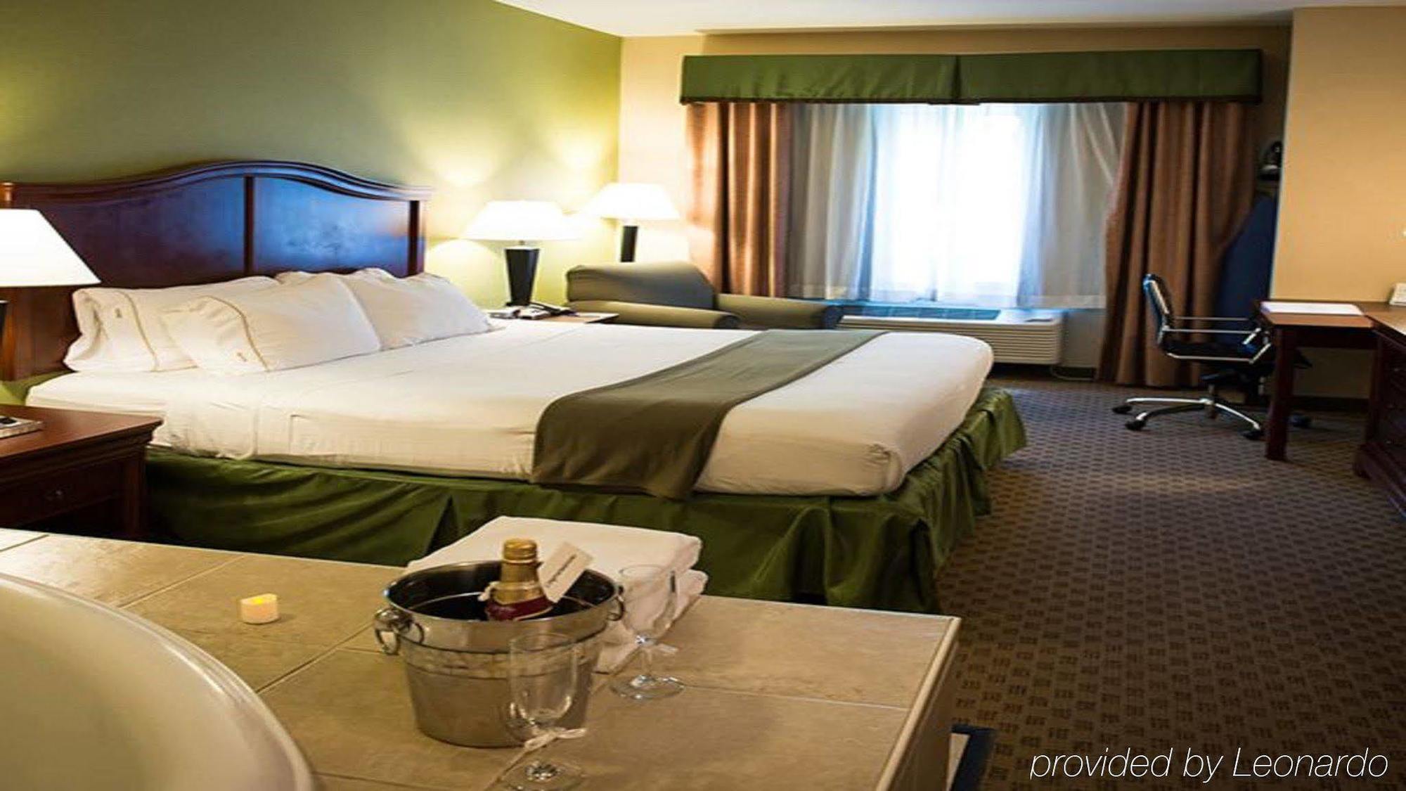 Holiday Inn Express La Plata By Ihg Dış mekan fotoğraf